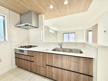 �L�b�`�� �������Ƒ��ƂȂ���A�R�~���j�P�[�V�����̏�