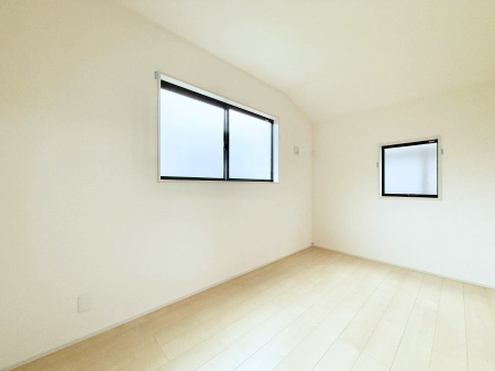 ���̑����� ������2�ʍ̌��Ŗ��邢�����I