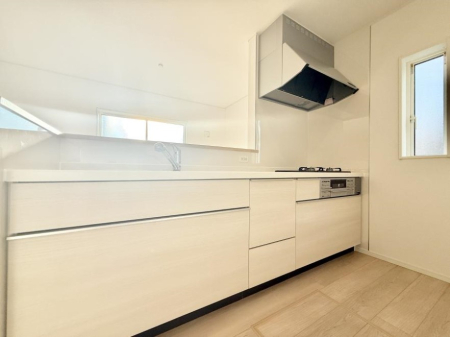 �L�b�`�� ���������y���݂ƐH�ׂ�K����͂���L�b�`��