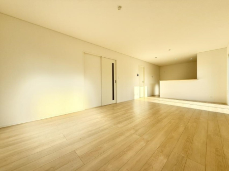 ���̑����� �������Ƒ��̏Ί炪���ӂ��A���났�̋��