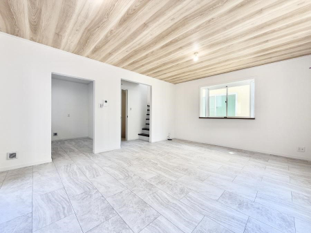 ���r���O �������S���������ꏊ�A�������߂����郊�r���O