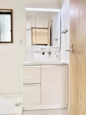 ���ʑ�E���ʏ� �������Ƒ��݂�Ȃ��g���₷���z�u�ł�