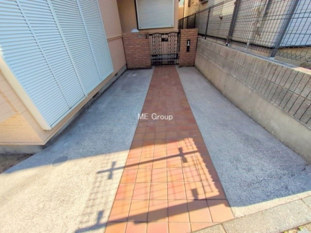  �O�ρ����K�Ȓ��ԃX�y�[�X�ň��S