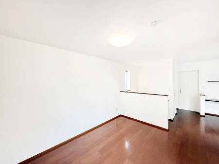 ���r���O �������Ƒ������R�ƏW�܂�A�y�������Ԃ��߂����郊�r���O