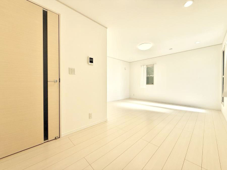 ���r���O ���̊Ԃɂ��Ƒ����W�܂����Ⴄ����ȃ��r���O�����ł����