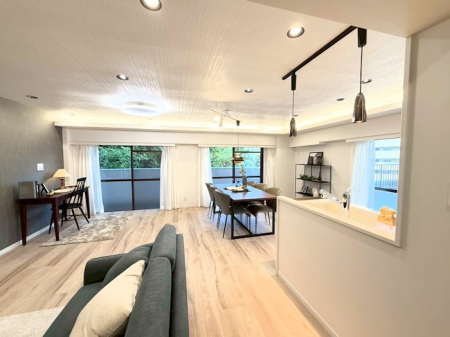 rO Cɓ̏ꏊŁÂтƂԂ