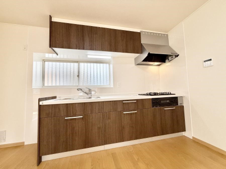 �L�b�`�� �������Ƒ����J��[�߂�A������̂���L�b�`��