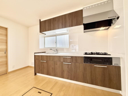 �L�b�`�� ���������y���݂ƐH�ׂ�K����͂���L�b�`��