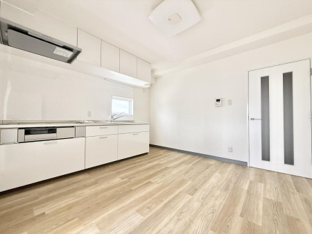 ���̑����� �������Ƒ��̏Ί炪���ӂ��A���났�̋��