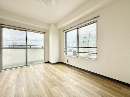 �Q�� ������2�ʍ̌��Ŗ��邢�����I  