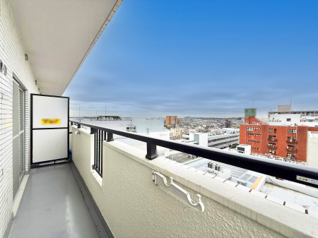 �o���R�j�[ �����������󕨂��悭�����z������ǍD�̃o���R�j�[�ł��I  