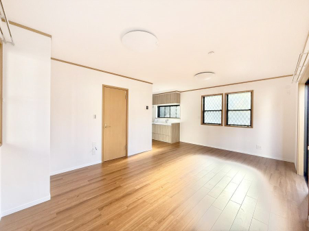 ���r���O ���������C�ɓ���̏ꏊ�ŁA�̂�т�Ƃ������Ԃ�