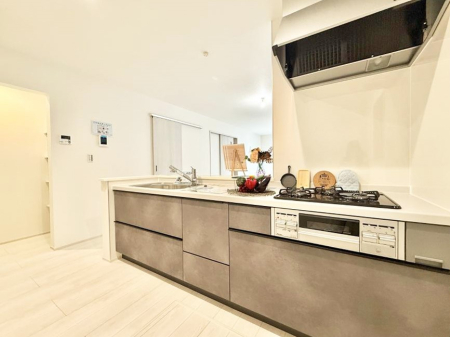 �L�b�`�� ���邳�ƊJ���������Ղ�ȃL�b�`���I  