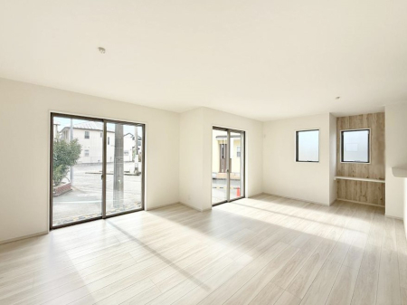 ���̑����� �������Ƒ��̏Ί炪���ӂ��A���났�̋��