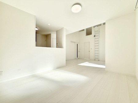 ���r���O �������V���v���������ґ�A��؂Ȑl�Ɖ߂����S���قǂ�����