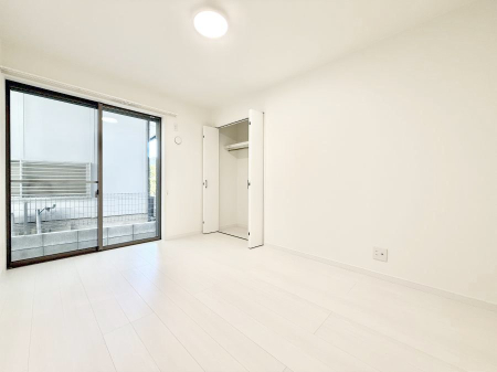 ���̑����� �������D��ŉ��₩�Ȏ��Ԃ��������