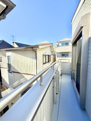 �o���R�j�[ ������ �G�߂̈ڂ낢����������J���I�ȋ�Ԃł�