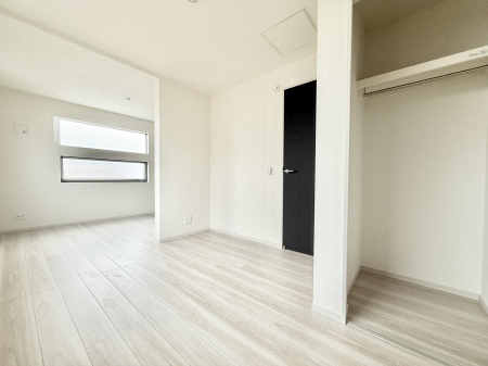 �q������ �������v���C�x�[�g��ԂƂ��ĐÂ��ŗ�������������񋟂��Ă���܂�