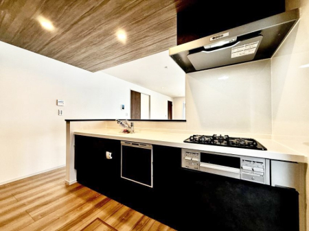 �L�b�`�� �������V���v���Ŕ������S�n�悢���Ԃ𐶂ރL�b�`�����