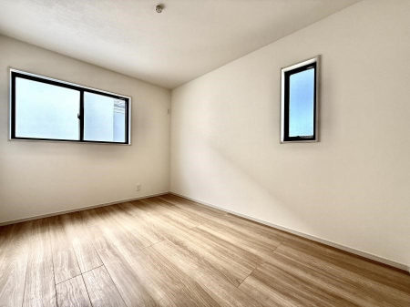 �Q�� ���������̔z�u��ʋC���̗ǂ��݌v�ŕ����̋�C�������炸�A��ɐV�N�ȋ�C������܂�