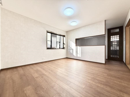 ���r���O ���������났�ƏΊ炪�W�܂�A�S���܂郊�r���O