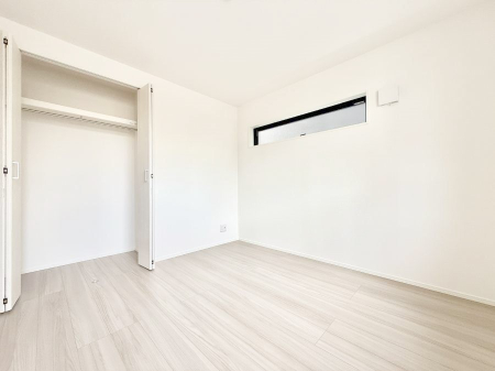 �q������ �������v���C�x�[�g��ԂƂ��ĐÂ��ŗ�������������񋟂��Ă���܂�