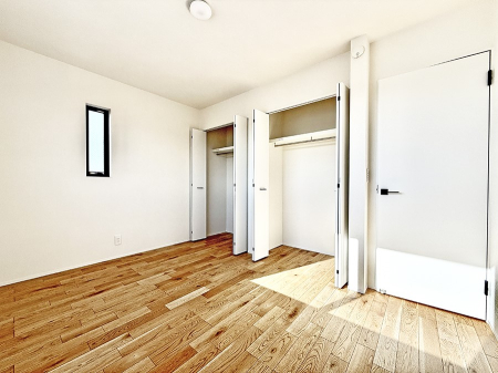 �q������ �������傫�Ȏ��[�ŉו����X�b�L���Еt���܂�  