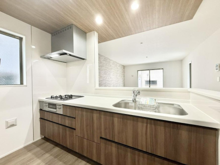 �L�b�`�� �������Ƒ����J��[�߂�A������̂���L�b�`��