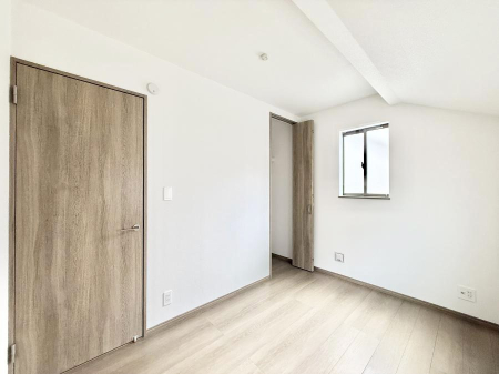 ���̑����� �������D��ŉ��₩�Ȏ��Ԃ��������