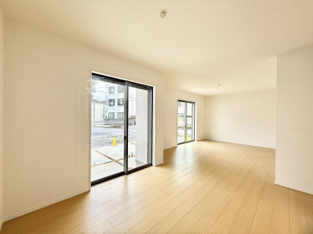 ���r���O �i�`�������ȃ��r���O�͂ǂ�ȃC���e���A�ɂ������܂�  