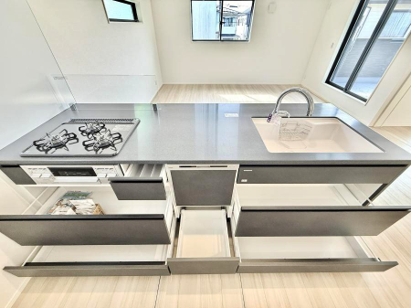 �L�b�`�� �������A�C�f�A�L����A�N���G�C�e�B�u�ȗ������