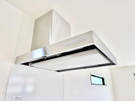 ���̑����� �ݔ����t�[�h�ɕ����Ă���ׁA���������C��ɗU������A�����I�ɔr�����ł��܂�