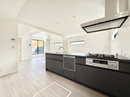 �L�b�`�� ��������b���[�܂�ΖʃL�b�`���I�Ƒ��Ƃ̉�b���͂��݂܂��I  