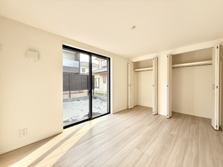 ���̑����� ���������Ƒ��Ŏ��[�𕪂���Ɖו����X�b�L���Еt���܂�  