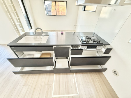 �L�b�`�� �����������������Ɗy�����Ȃ�A���K�ȃL�b�`�����