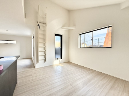 ���r���O �������V���v���������ґ�A��؂Ȑl�Ɖ߂����S���قǂ�����