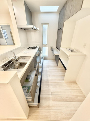 �L�b�`�� �������V���v���Ŕ������S�n�悢���Ԃ𐶂ރL�b�`�����