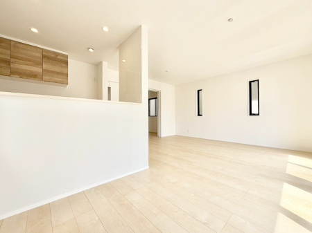 ���̑����� �������Ƒ��̏Ί炪���ӂ��A���났�̋��