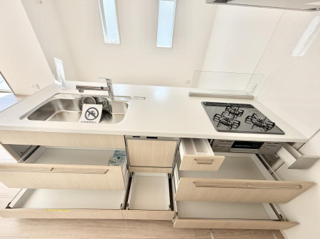 �L�b�`�� ���[�͖L�x�ȃV�X�e���L�b�`���ł��I