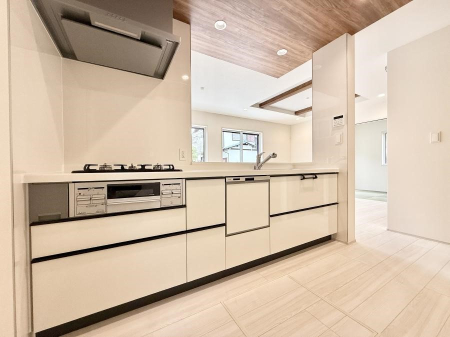 �L�b�`�� �������Ƒ����J��[�߂�A������̂���L�b�`��