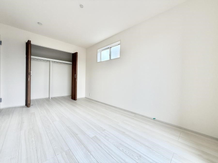 ���̑����� �������傫�Ȏ��[�ŉו����X�b�L���Еt���܂�  