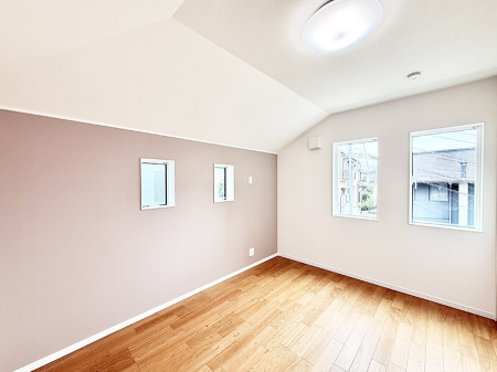 �q������ �������v���C�x�[�g��ԂƂ��ĐÂ��ŗ�������������񋟂��Ă���܂�