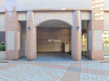 �G���g�����X �O�ρ��������̂���G���g�����X�͉��K�Ȗ����̎n�܂�����o���܂�