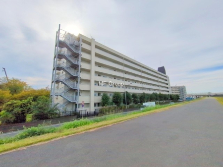 ���n�O�ώʐ^ �O�ρ��V������炵���n�܂�ꏊ�ŁA�Ƒ����J��[�߂�