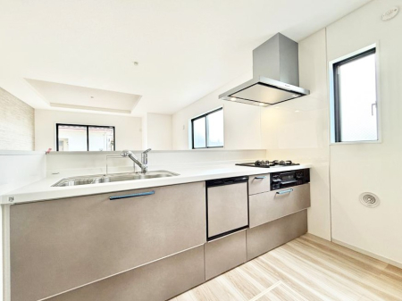 �L�b�`�� �������Ƒ��ƂȂ���A�R�~���j�P�[�V�����̏�