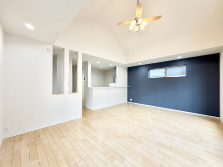 ���r���O �������V���v���������ґ�A��؂Ȑl�Ɖ߂����S���قǂ�����