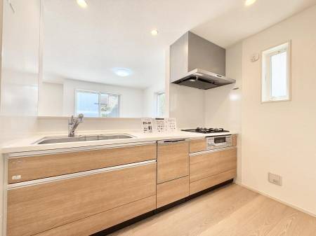 �L�b�`�� ���������y���݂ƐH�ׂ�K����͂���L�b�`��