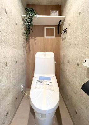 �g�C�� ���邭����������g�C��