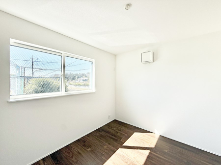 �q������ ����