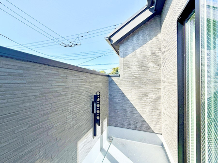 �o���R�j�[ ����